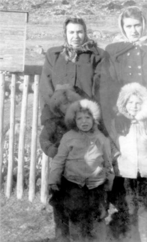 650: Anastasia (Lambe) Norman, Nell (Lambe) McFarlane, with Anastasia's sons Francis &amp;amp; Michael Norman, and  Victor Lambe. (circa 1949) [courtesy of Julia (Carroll) Best]  - Anastasia &amp;amp; Mary Ellen (Nell) daughters of Michael Lambe &amp;amp; Johanna Best; Francis &amp;amp;  Michael sons of Patrick Norman &amp;amp; Anastasia Lambe; Victor son of Michael Lambe &amp;amp; Julia Carroll